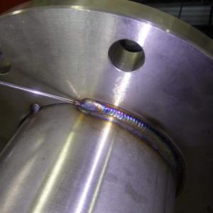 Заварки на неръждаеми тръби