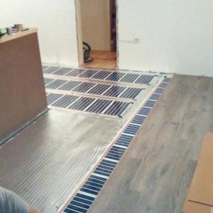 Полагане на инфрачервено подово отопление