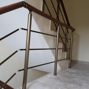 Алуминиев парапет за стълбище дървовидна ръкохватка