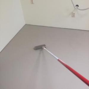 Саморазливна замазка