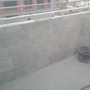 Лепене на гнайс