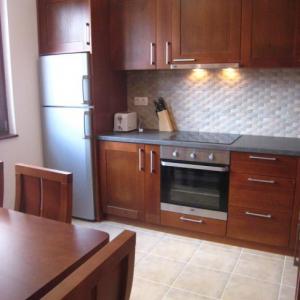 изработка и монтаж кухня