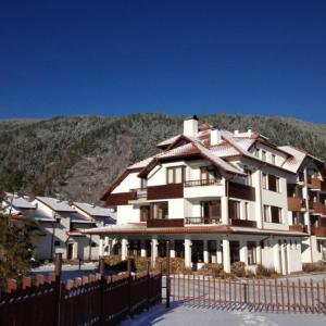 Изпълнен до ключ курортен комплекс с. Мала Църква