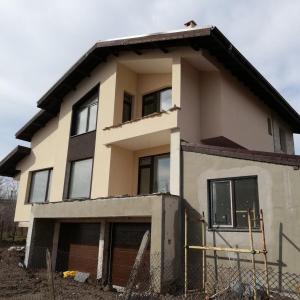 Семейна къща в Банево