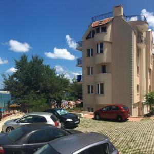 Акра Черноморец