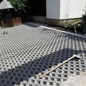 Оформяне на дворно място за паркиране