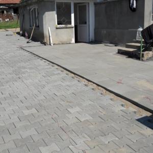 Оформяне на дворно място за паркиране