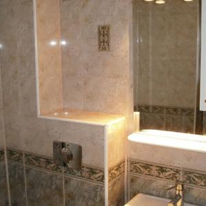 Луксозна баня