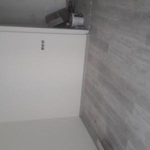 Шпакловане, боядисване и редене на паркет