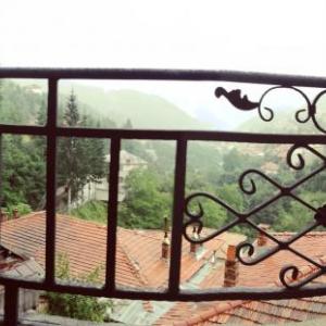 Ограда от ковано желязо за тераса :)