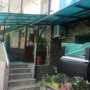 Навес от поликарбонат!