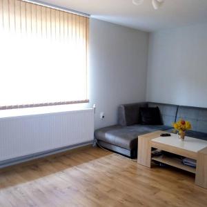 Цялостен ремонт на етаж от къща в град Своге