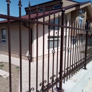 изграждане на ограда