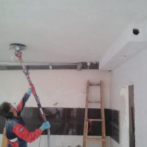 Вътрешни и външни ремонти