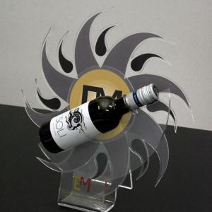 Рязане и гравиране на плексиглас