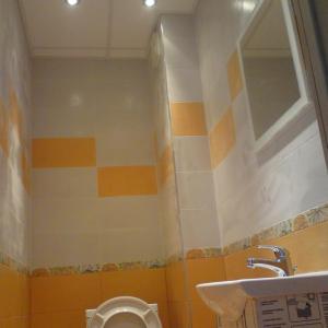 полагане на фаянс и монтаж на санитария