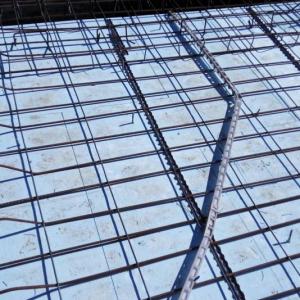 Полагане на гофрини тръби в СТБ плоча за осветителна инсталация на новострояща се къща