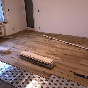 Монтаж на ламинат