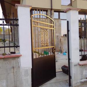 Проект и инсталиране на оградни пана. Довършителни работи