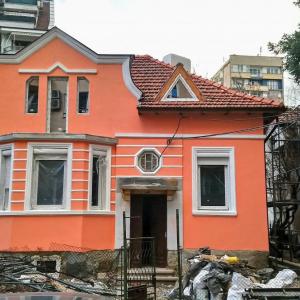 Реновиране на фасади