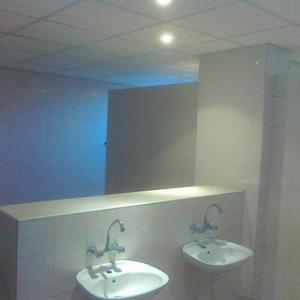 Основен ремонт на тоалетни в СОУ