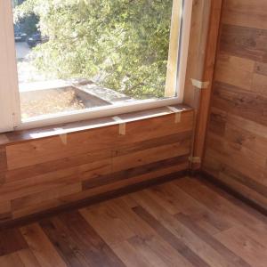 Ламинат на стена