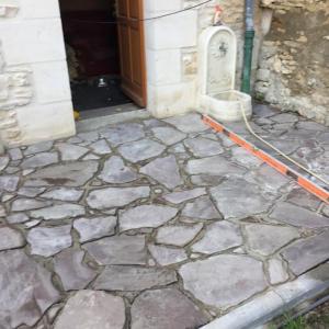 нова баня  тикли  зидария