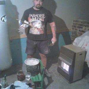 Преустройване на изба в механа. Изолация с фибран,редене на камък,лепене на декоративни тухли