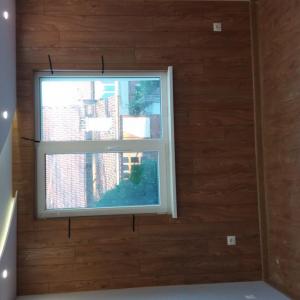 Ламинат на стена