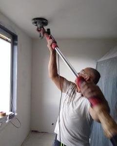 Шлайфане на стени и тавани.