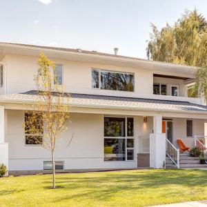 Двуетажна къща - истинска мечта