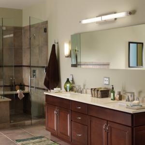 Лампи над огледалото - как да изберете правилния размер