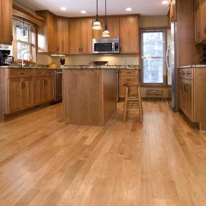 Какво да не забравяме, когато избираме под за кухнята?