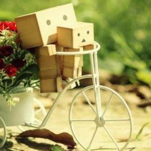 Още малко да направим обиколка отвън