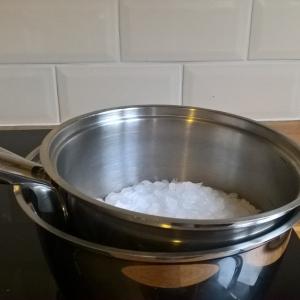 Стъпка №1: Разтопете восъка