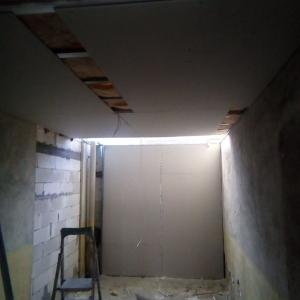 Окачени тавани.