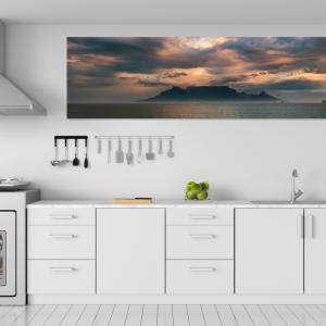 Композиране на картините на канава в стаята