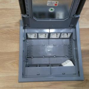 подова кутия