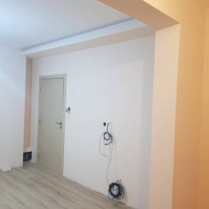 редене на паркет и боядисване