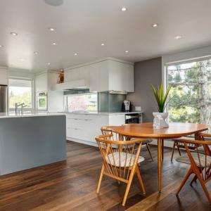 Семпла и функционална кухня