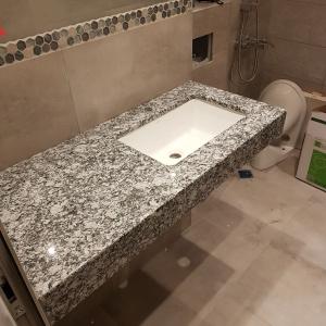 Плот за баня.