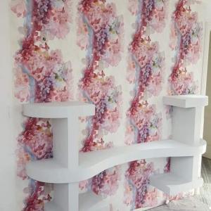 Дизайн на стена и лепене на тапет