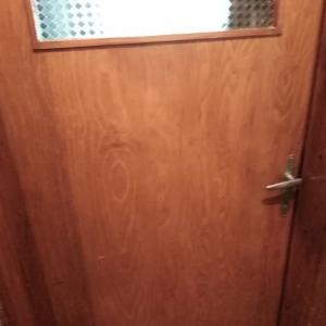 Премахване на стар лак и нанасянето на нов