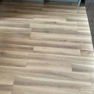 Нив Ламинат