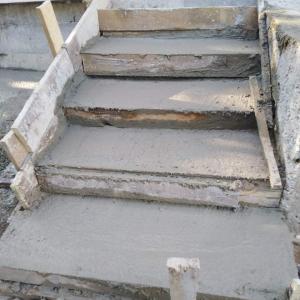 Разширяване на тераса ново стълбище и алея около къщата село Железница(София)