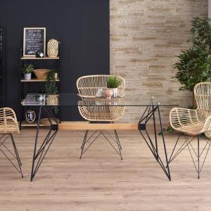 Мебели от метал – специфични и неповторими