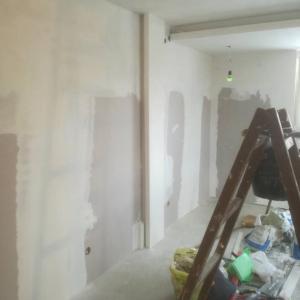 Преправен гараж на хол,нова електроинсталация,гипскартон,замаска...