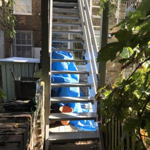 Подмяна на старо дървено стълбище.