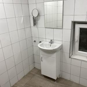 Цялостен ремонт на Баня и две стени