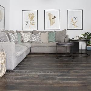 Паркет и ламинат - това са най-често срещаните материали за черен под